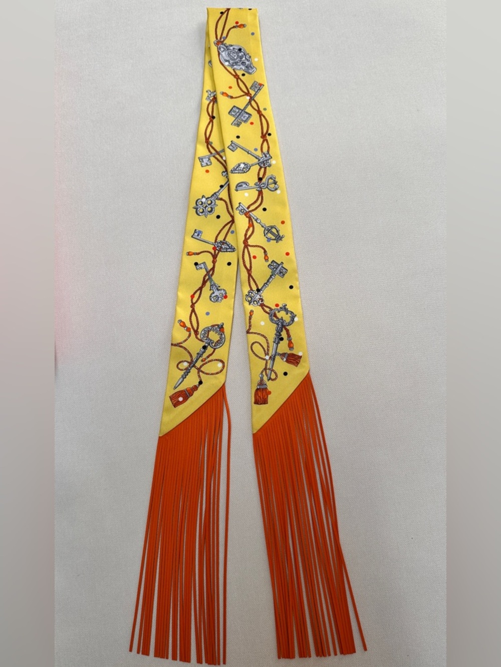 New Hermès Les Clés à Pois Leather Fringe Twilly💛🧡Yellow Silk & Orange Leather